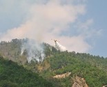 Vjetar onemogućava gašenje požara iz zraka u Jablanici