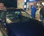 U Doboju napadnuti navijači BiH, oštećena tri vozila, povrijeđena jedna osoba