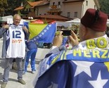 Balkanski navijači u Jesenicama: Od šovinizma do druženja i romantičnih transparenata