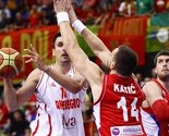 Eurobasket: Srbija poražena od Crne Gore, ali ide dalje