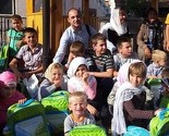 Slikar Zekerijah Nalić djeci u Konjević Polju uručio donaciju vrijednu 6.500 KM