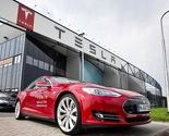 Tesla želi da proizvede automobil bez vozača prije Googlea