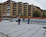 Sklonište na Dobrinji se pretvara u prvu bosansku tržnicu