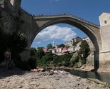 Hrabrost i ludost su ponekad isto: (Ne)slavan skok turistkinje sa Starog mosta