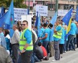 Zvižduci za SDP, SBB, SNSD, SDS i dva HDZ-a ispred zgrade Parlamenta BiH