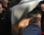 Bijesni navijači Levskog skinuli trenera i izbacili ga s presice