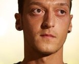 Özil: Wenger će nas voditi do toliko željenog trofeja