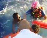 Nova tragedija: Kod Sicilije se prevrnuo brod s najmanje 250 imigranata