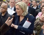 Le Penova na meti Femena, aktivistice skinule odjeću i vikale "Marine, pokaj se!"