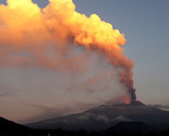 Etna eruptirala, lava i pepeo prekrili vazduh iznad Sicilije