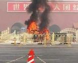 Peking: Automobil udario u grupu ljudi i zapalio se, tri osobe poginule