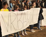 Stotinjak roditelja i učenika iz Vrbanjaca stigli na proteste u Sarajevo
