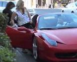 Ovako Ferrari 458 Italia djeluje na djevojke