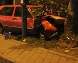 Vogošća: Automobil pri velikoj brzini udario i teško povrijedio dvije djevojke