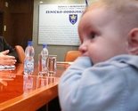 Dogovorena isplata naknada porodiljama u ZDK
