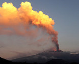 Vulkan Etna ponovo izbacuje pepeo