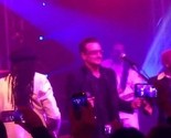 Poslušajte obradu pjesme "Get Lucky" u izvedbi U2-a