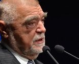 Mesić: Hrvatska ne treba povlačiti tužbu protiv Srbije