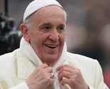 Papa noću krišom izlazi iz rezidencije i pomaže siromašnima?