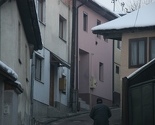 Bačena bomba na privatnu kuću u naselju Bistrik, oštećene još dvije kuće
