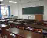 Učenici u Srbiji maltretirali profesora u učionici i snimali kamerom