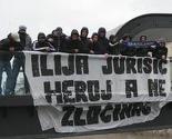 Na mostu Festina lente transparent "Ilija Jurišić heroj, a ne zločinac"