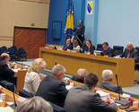 Bez prisustva opozicije usvojen budžet RS-a za 2014. po hitnom postupku