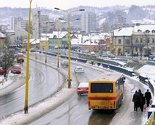Dječak koji je pao kroz prozor na šiljke van životne opasnosti