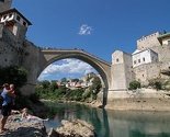 Mostar: Uhapšen 19-godišnjak osumnjičen da je napastvovao žene