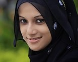 Francuska želi ponovo odobriti muslimankama da nose maramu u školi