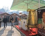Degustacija kafe iz najveće džezve na svijetu privukla pažnju turista