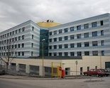 Preminuo dječak koji je pao s trećeg sprata zgrade u Kalesiji