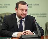 Arbuzov privremeno postao premijer Ukrajine
