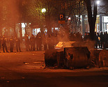 Policija u Tuzli rastjerala demonstrante, sutra protesti širom BiH