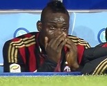 Balotelli plakao zbog rasističkih uvreda tokom utakmice u Napulju