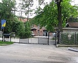 Pritvoreni uposlenici KPZ-a u Zenici, te bivši službenik SIPA-e