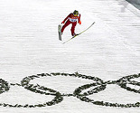 ZOI: Kamil Stoch do zlata s glavoboljom i povišenom temperaturom