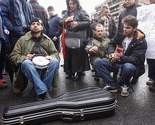 Sedmi dan protesta u Sarajevu protekao u znaku pjesme i plesa