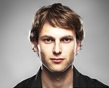 Strast, muzika, ples i nagradne igre u Magacin Kabareu