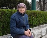Nana Razija svaki dan vozom iz Zenice dolazi u Sarajevo na proteste