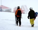 Na Bjelašnici 40 cm snijega i gusta magla, jedan ski lift u funkciji