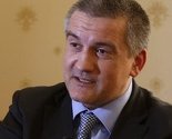 Aksjonov: Krim će u ponedjeljak tražiti priključenje Rusiji