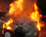U Sarajevu zapaljen Mercedes
