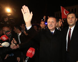 Hiljade pristalica dočekalo Erdogana ispred rezidencije u Istanbulu