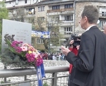 Delegacije Sarajeva i Dubrovnika položile cvijeće na mostu Suade i Olge