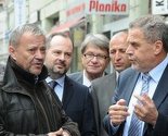 Bandić u Sarajevu: Vredniji mi je stisak ruke građana ovog grada od bilo kakve titule