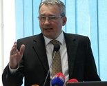 Bosić: Proglasiti beskompromisni rat protiv korupcije i kriminala u RS, istražiti 24 afere