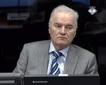 Hag će sutra izreći međupresudu: Ratko Mladić traži da bude oslobođen!?