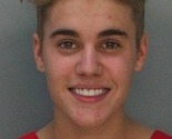 Blizu 275.000 Amerikanaca traži deportaciju Justina Biebera