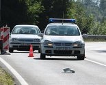 Jedna osoba povrijeđena u sudaru tri vozila u Semizovcu